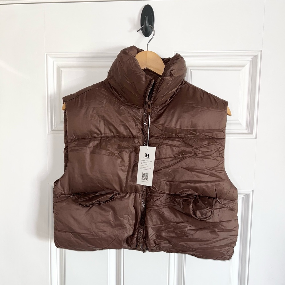 NEW Women's Padded Cropped Puffer Vest with Pockets